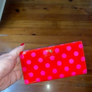 Kate Spade ♠️  Wallet. Good used condition. No damage.